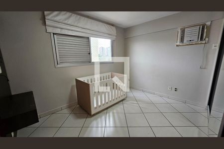 Suíte de apartamento para alugar com 3 quartos, 93m² em Residencial Eldorado, Goiânia