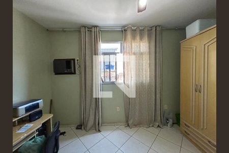 Quarto 2 de casa para alugar com 2 quartos, 128m² em Vila Valqueire, Rio de Janeiro