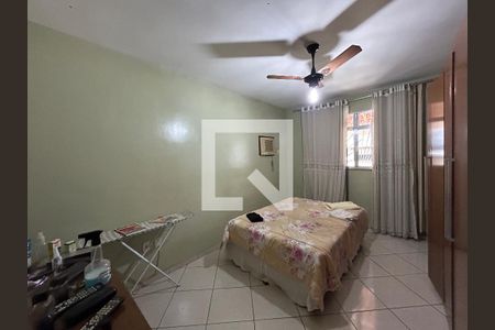 Quarto 1 de casa para alugar com 2 quartos, 128m² em Vila Valqueire, Rio de Janeiro
