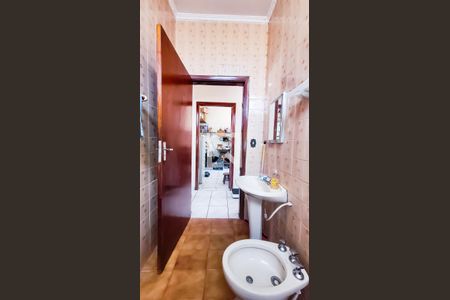 Banheiro Social de casa à venda com 3 quartos, 85m² em Vila Angelino Rossi, Campinas