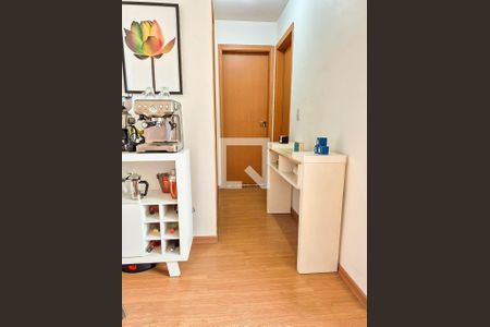 Corredor de apartamento à venda com 2 quartos, 46m² em Encantado, Rio de Janeiro