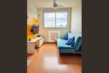 Sala de apartamento à venda com 2 quartos, 46m² em Encantado, Rio de Janeiro
