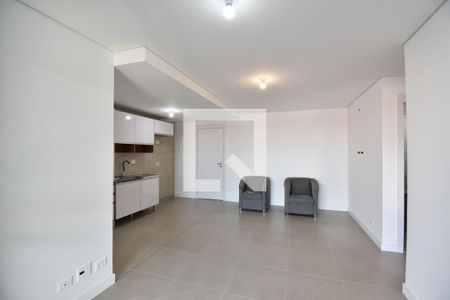 Sala/Cozinha de apartamento para alugar com 2 quartos, 74m² em Boa Vista, Curitiba