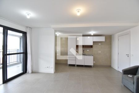 Sala/Cozinha de apartamento para alugar com 2 quartos, 74m² em Boa Vista, Curitiba