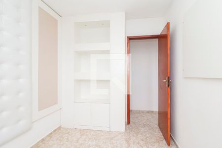 Quarto 1 de apartamento para alugar com 2 quartos, 48m² em Vila Carmosina, São Paulo