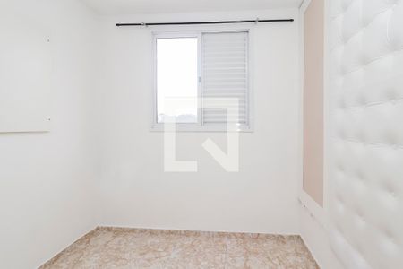 Quarto 1 de apartamento para alugar com 2 quartos, 48m² em Vila Carmosina, São Paulo