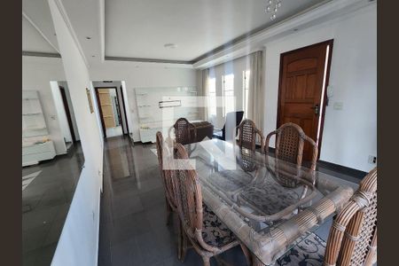 Casa à venda com 3 quartos, 247m² em Tremembé, São Paulo