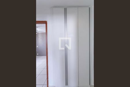 Corredor de apartamento à venda com 3 quartos, 92m² em Castelo, Belo Horizonte