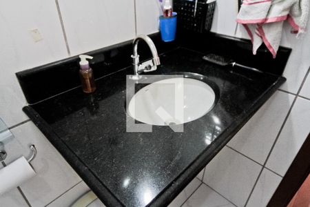 Banheiro da Suíte de casa à venda com 3 quartos, 120m² em Chora Menino, São Paulo