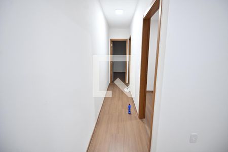 Corredor de apartamento para alugar com 2 quartos, 45m² em Jardim Novo Mundo, Goiânia