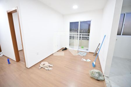 Sala de apartamento para alugar com 2 quartos, 45m² em Jardim Novo Mundo, Goiânia