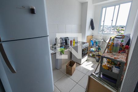 cozinha de apartamento para alugar com 2 quartos, 51m² em Jardim Guanabara, Belo Horizonte