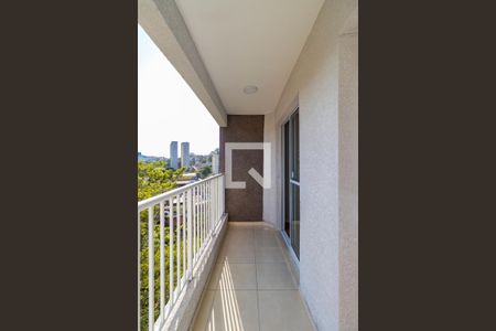 Varanda da Sala/Cozinha de apartamento para alugar com 2 quartos, 40m² em Jardim Piracuama, São Paulo