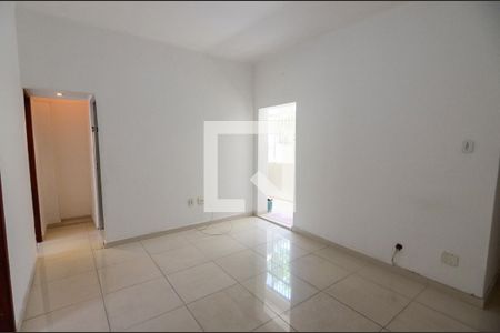 Sala de apartamento para alugar com 2 quartos, 70m² em Imperial de São Cristóvão, Rio de Janeiro