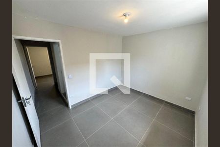 Casa à venda com 2 quartos, 68m² em Vila Brasilio Machado, São Paulo