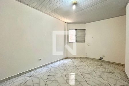 Quarto 1 de apartamento para alugar com 2 quartos, 46m² em Jardim Itacolomi, São Paulo