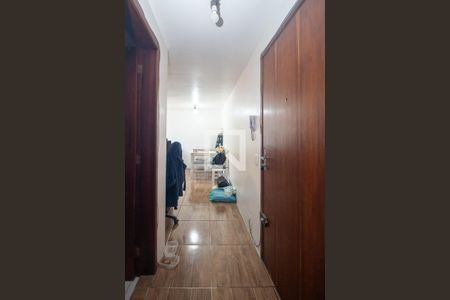 corredor de apartamento à venda com 1 quarto, 34m² em Medianeira, Porto Alegre