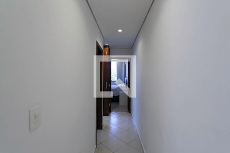 Corredor de apartamento à venda com 2 quartos, 140m² em Castelo, Belo Horizonte