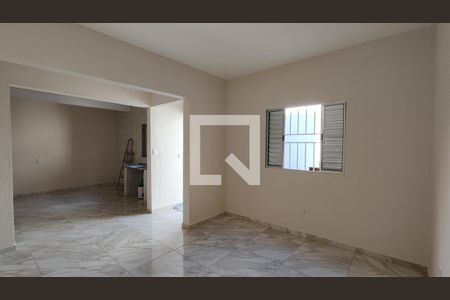 Sala de casa para alugar com 2 quartos, 65m² em Parque Dourado, Ferraz de Vasconcelos