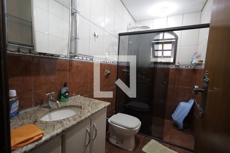 Banheiro de casa à venda com 3 quartos, 293m² em Parque Erasmo Assunção, Santo André