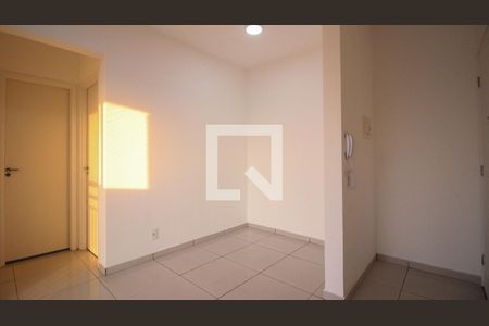 Apartamento para alugar com 2 quartos, 40m² em Vila Tolstoi, São Paulo