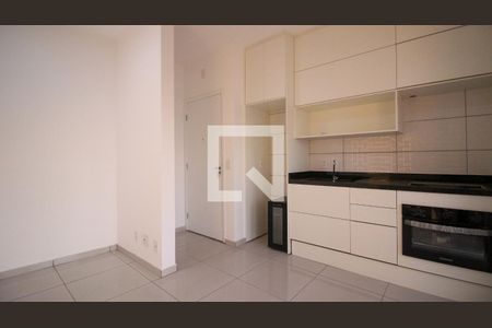 Apartamento para alugar com 2 quartos, 40m² em Vila Tolstoi, São Paulo