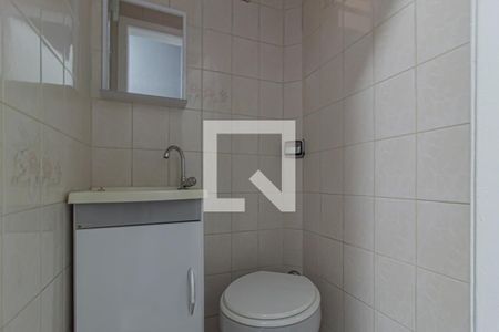 Lavabo de casa para alugar com 3 quartos, 104m² em Vila Paranagua, São Paulo