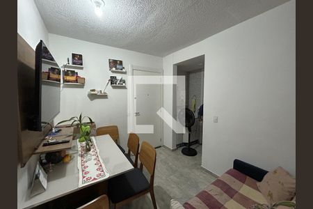 Sala de apartamento para alugar com 1 quarto, 33m² em Piedade, Rio de Janeiro