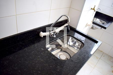 Cozinha e Área de Serviço de apartamento para alugar com 2 quartos, 55m² em Vila Guiomar, Ribeirão Preto
