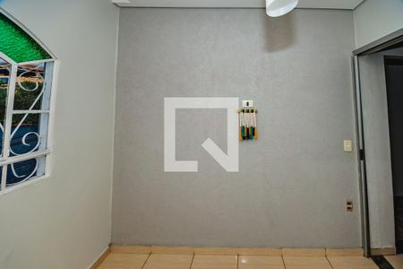 Casa para alugar com 3 quartos, 80m² em Lagoa (justinópolis), Ribeirão das Neves