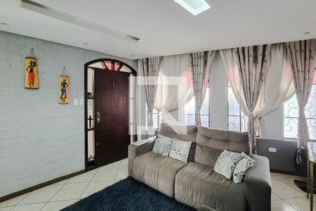 Sala de casa à venda com 3 quartos, 160m² em Alves Dias, São Bernardo do Campo