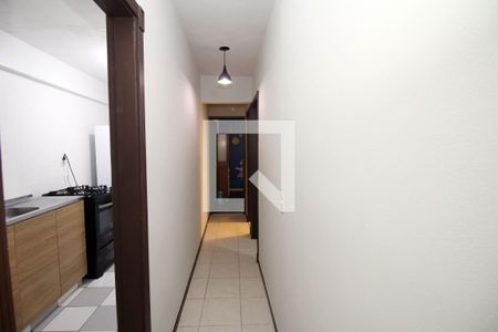 Sala Corredor de apartamento para alugar com 2 quartos, 64m² em Vaz Lobo, Rio de Janeiro