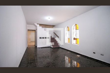 Casa à venda com 3 quartos, 130m² em Vila Antonieta, São Paulo