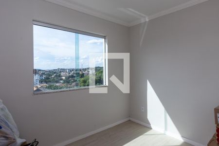 Quarto de apartamento para alugar com 2 quartos, 70m² em Piratininga, Belo Horizonte