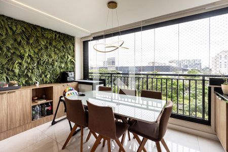 Varanda de apartamento para alugar com 2 quartos, 69m² em Água Branca, São Paulo