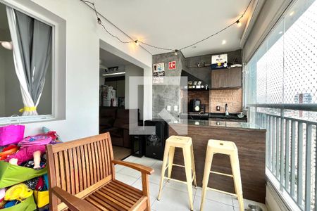 Varanda de apartamento à venda com 2 quartos, 64m² em Jardim Prudência, São Paulo