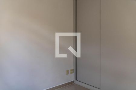 Quarto 1 de apartamento para alugar com 2 quartos, 56m² em Camargos, Belo Horizonte