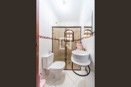 Banheiro Social de casa à venda com 3 quartos, 184m² em Parque Novo Oratório, Santo André