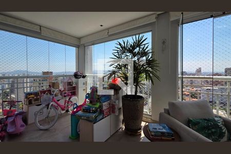 Apartamento à venda com 4 quartos, 201m² em Sumaré, São Paulo
