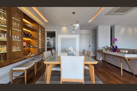 Apartamento à venda com 4 quartos, 201m² em Sumaré, São Paulo