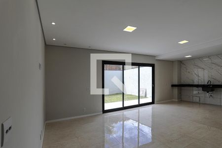 Sala de casa para alugar com 3 quartos, 123m² em Jardim Nathalie, Mogi das Cruzes