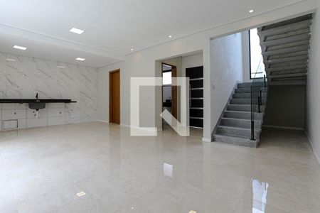 Sala de casa para alugar com 3 quartos, 123m² em Jardim Nathalie, Mogi das Cruzes