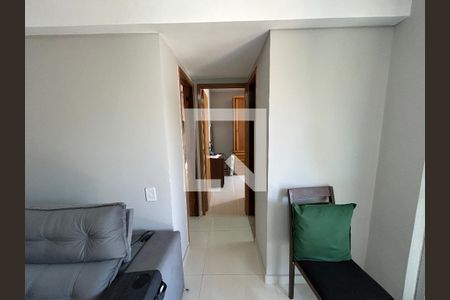 Corredor de apartamento para alugar com 2 quartos, 65m² em Praça Seca, Rio de Janeiro