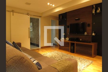 Sala de Televisão de apartamento à venda com 3 quartos, 225m² em Umuarama, Osasco