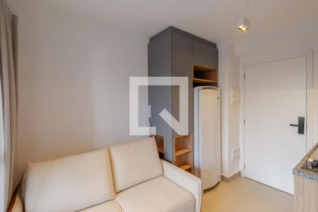 Sala e Cozinha de kitnet/studio para alugar com 1 quarto, 26m² em Vila Olímpia, São Paulo