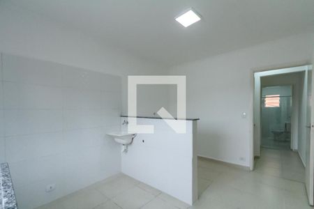 Cozinha e Área de Serviço de casa para alugar com 1 quarto, 32m² em Vila Dayse, São Bernardo do Campo