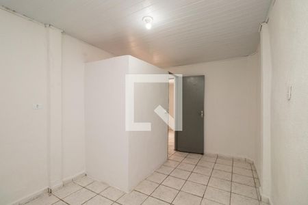 Quarto de casa para alugar com 2 quartos, 100m² em Jardim Paraguacu, São Paulo
