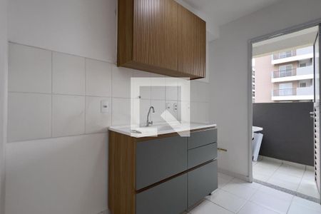 Sala/Cozinha de apartamento para alugar com 2 quartos, 43m² em Jardim Adriana, Guarulhos