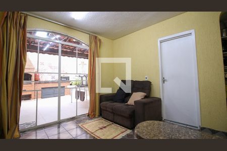 Casa para alugar com 3 quartos, 125m² em Jardim Tango, São Paulo