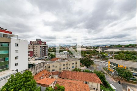 Apartamento à venda com 3 quartos, 93m² em Coração Eucarístico, Belo Horizonte